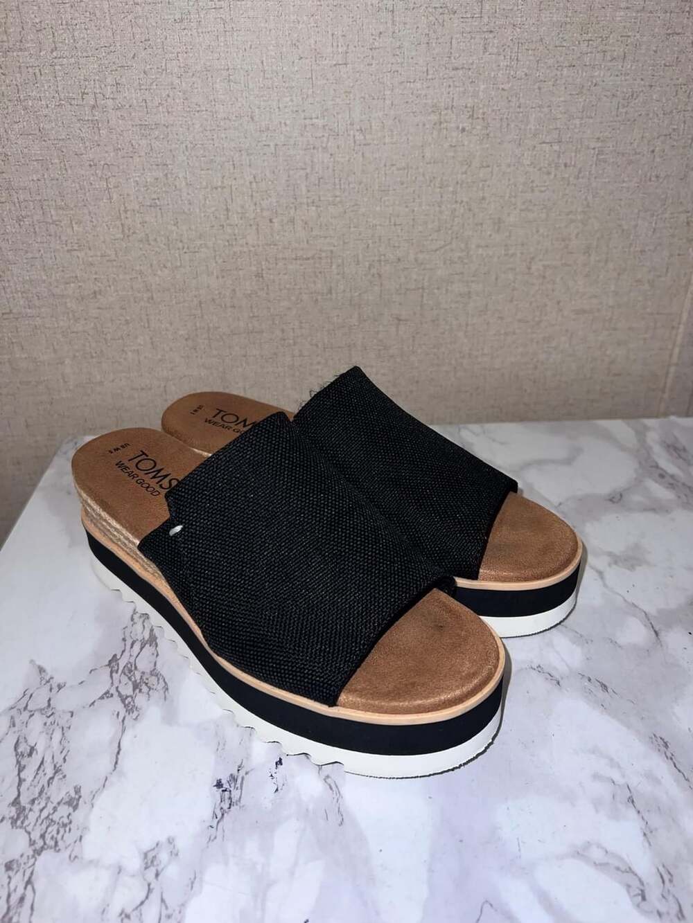 Toms Diana Mule Size 5 Black Platform Sandals